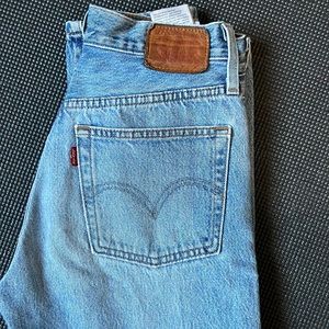 Levis jeans